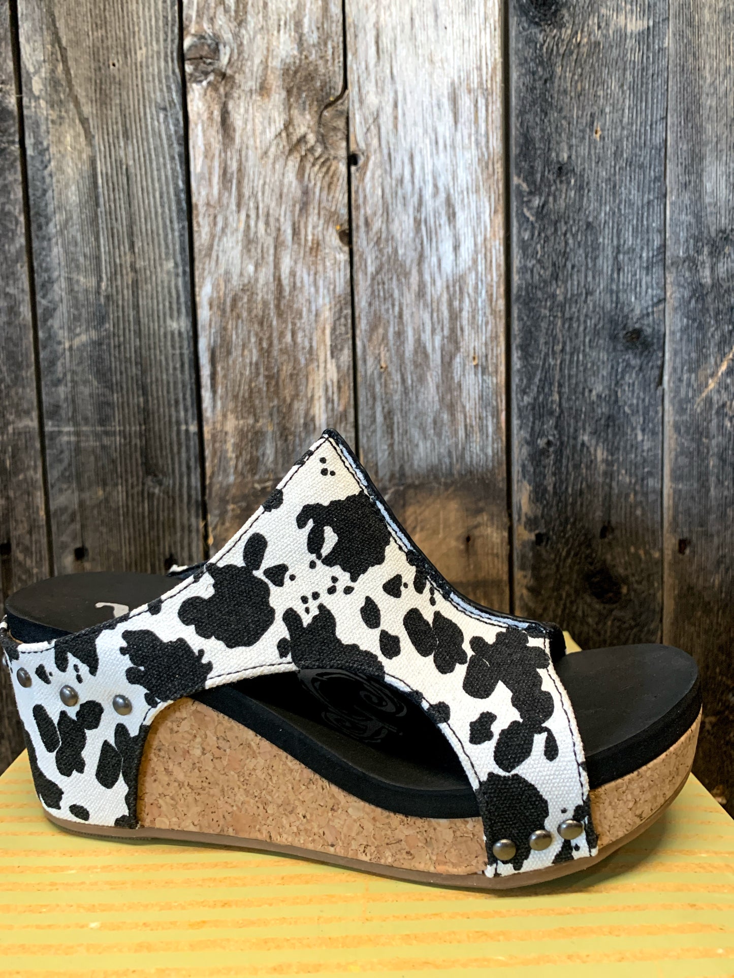 Very G "Besito 2" Kickin Colt Boutique