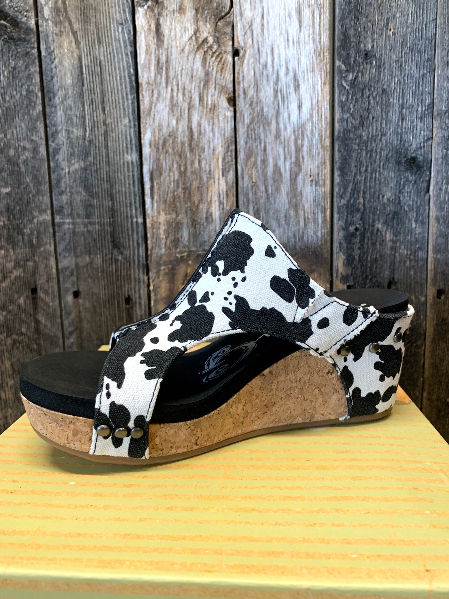 Very G "Besito 2" Kickin Colt Boutique