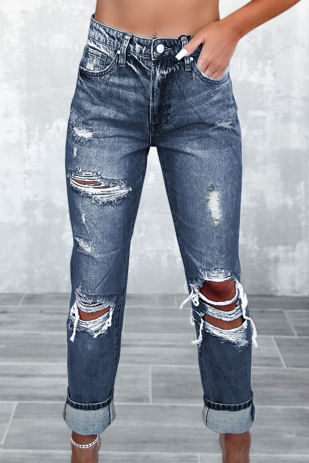 Distressed High Waist Jeans